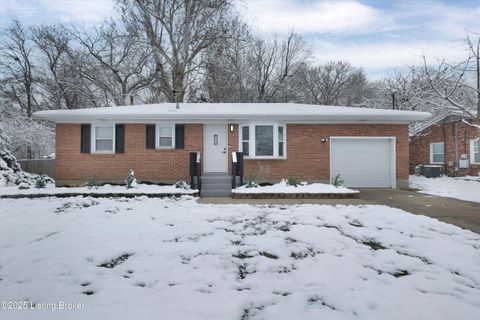 Photo of 7003 Yuma Way, Louisville, KY 40258 (MLS # 1704688)