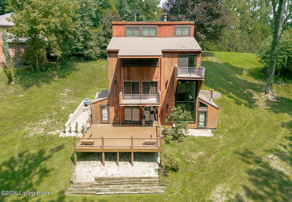 Photo of 6302 Shadow Wood Ct, Prospect, KY 40059 (MLS # 1725745)