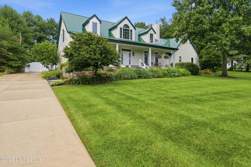 Photo of 1203 E Moody Ln, Crestwood, KY 40014 (MLS # 1722562)