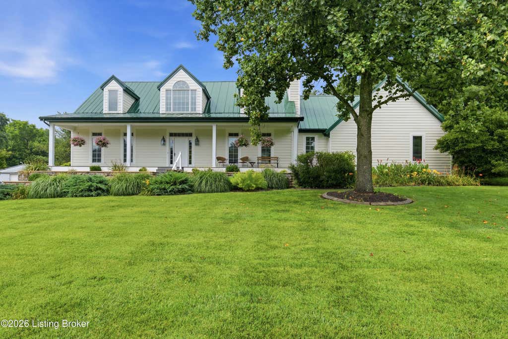 Photo of 1203 E Moody Ln, Crestwood, KY 40014 (MLS # 1722562)