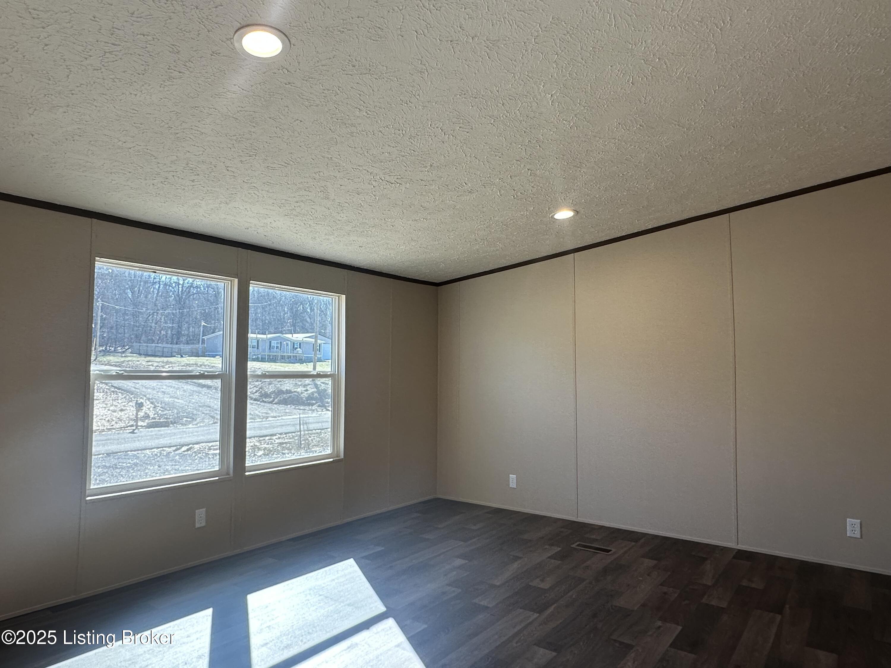 200 Mcdonald Dr, Brandenburg, Kentucky image 17