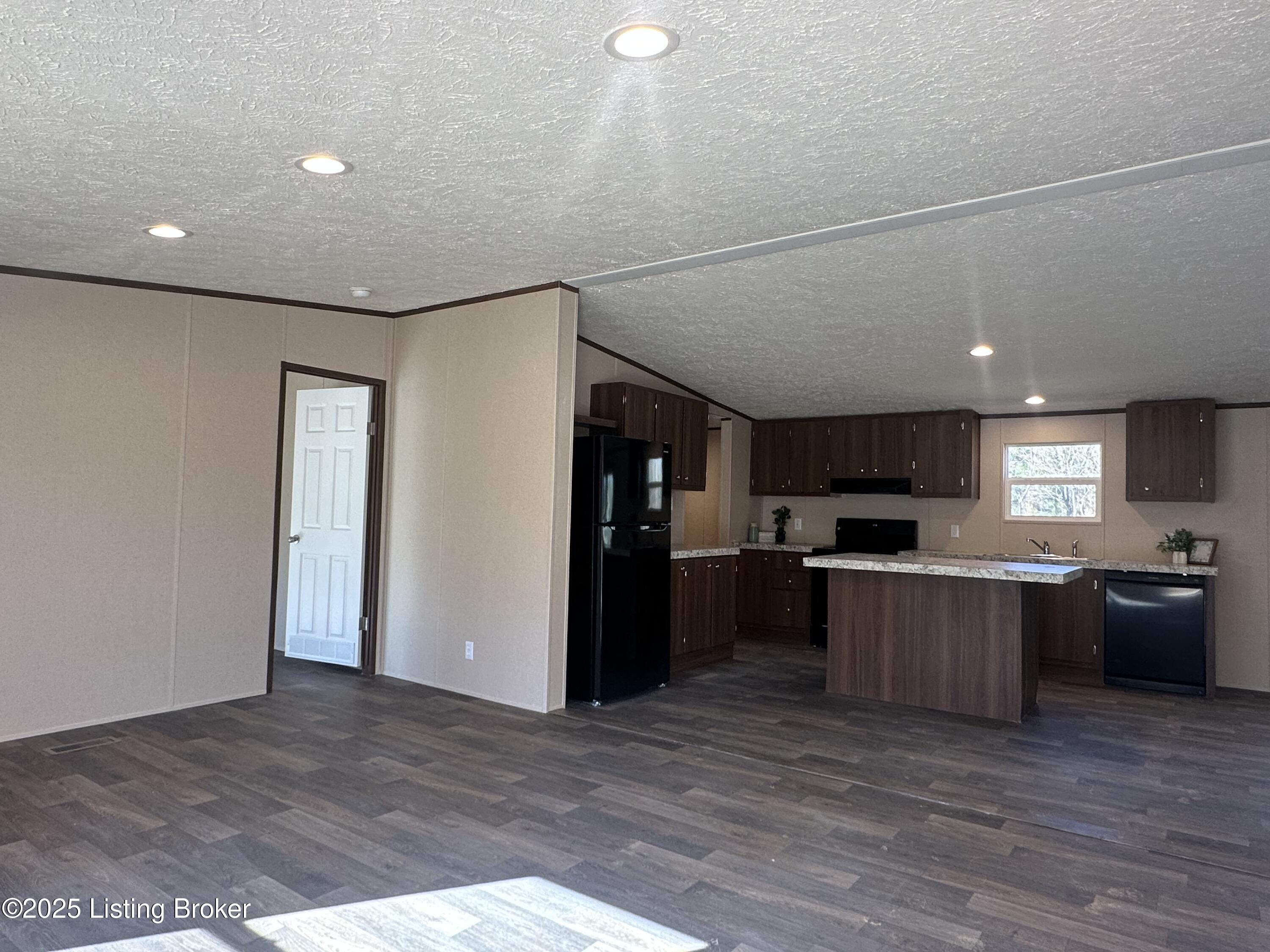 200 Mcdonald Dr, Brandenburg, Kentucky image 5