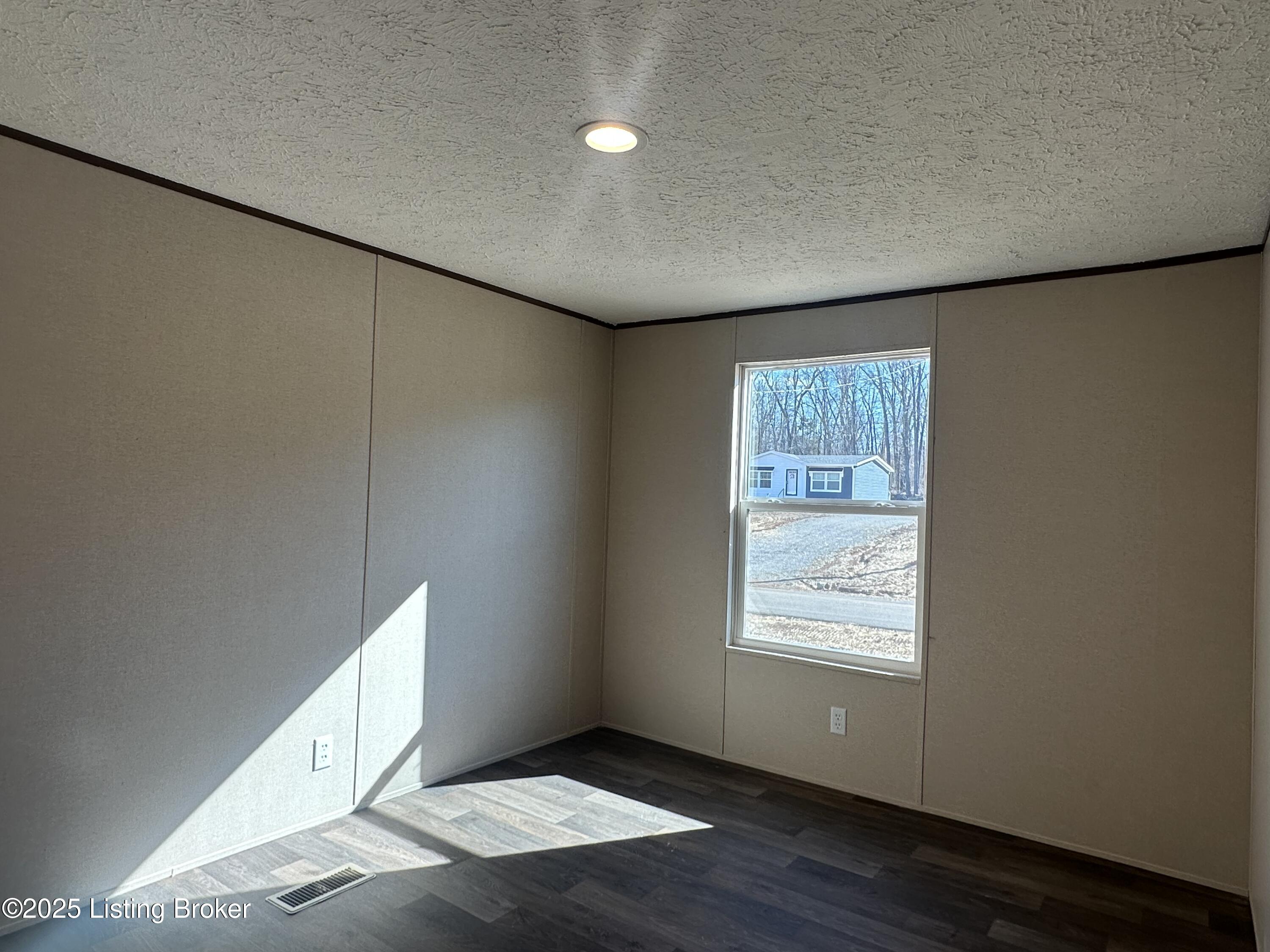 200 Mcdonald Dr, Brandenburg, Kentucky image 24