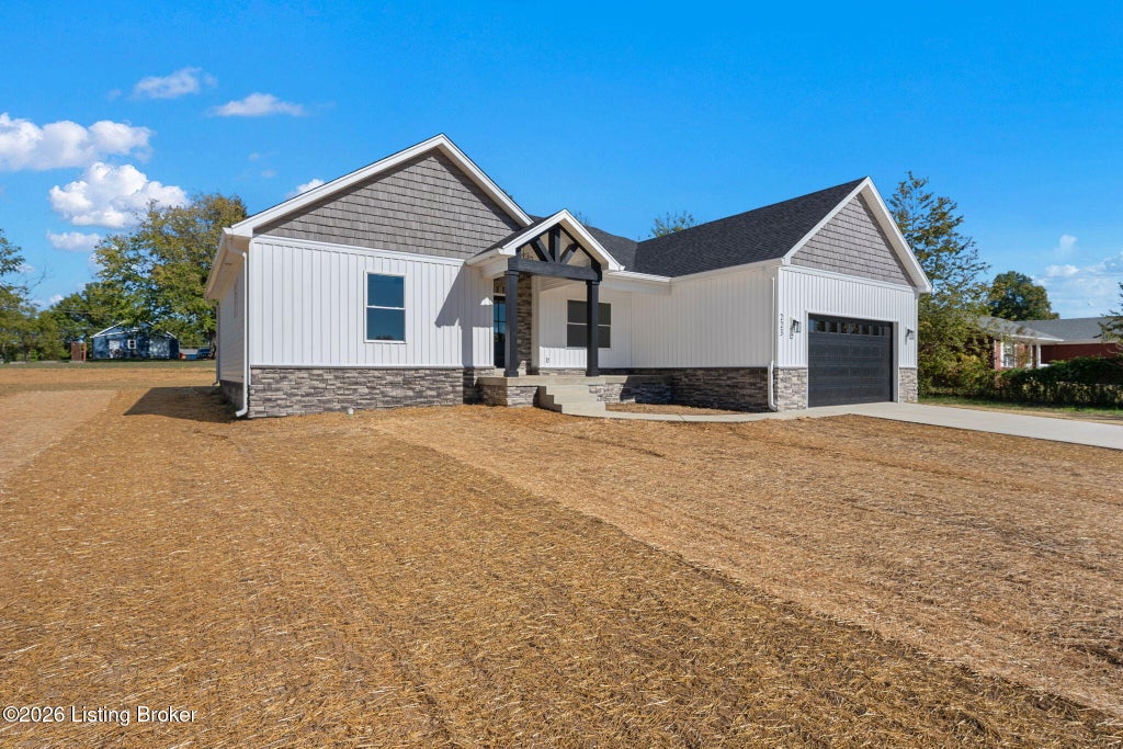 Photo of 223 Emmaus Cir, Elizabethtown, KY 42701 (MLS # 1732708)