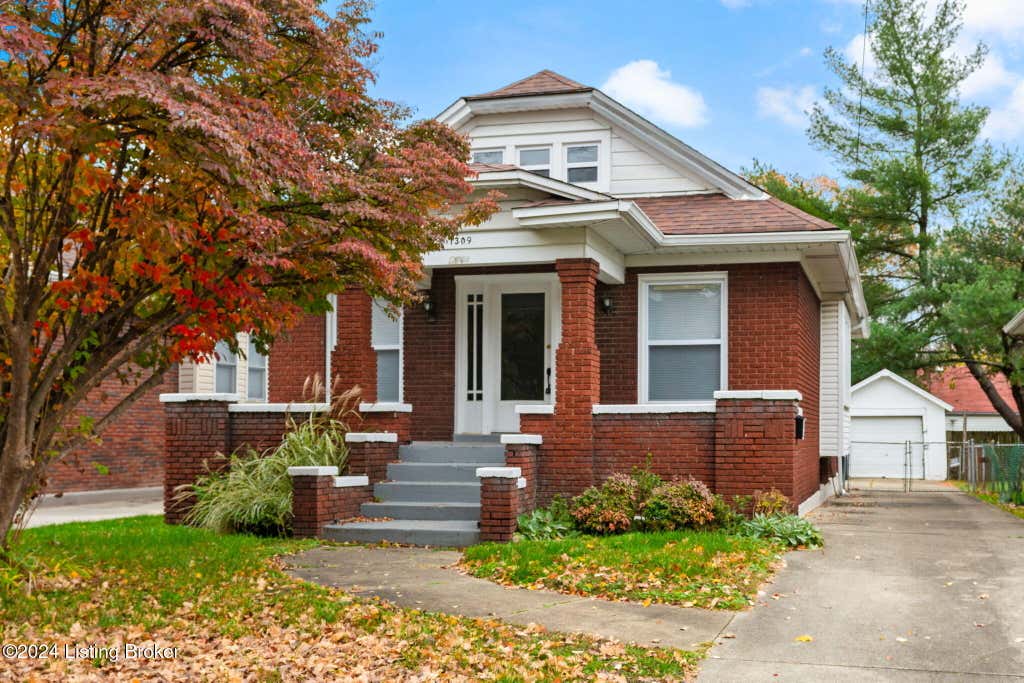 Photo of 1309 Lydia St, Louisville, KY 40217 (MLS # 1726252)