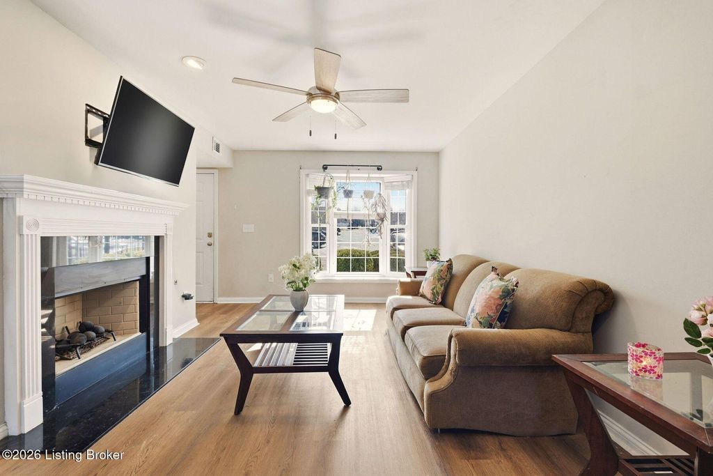 Photo of 496 Jurich Ct, Simpsonville, KY 40067 (MLS # 1708895)