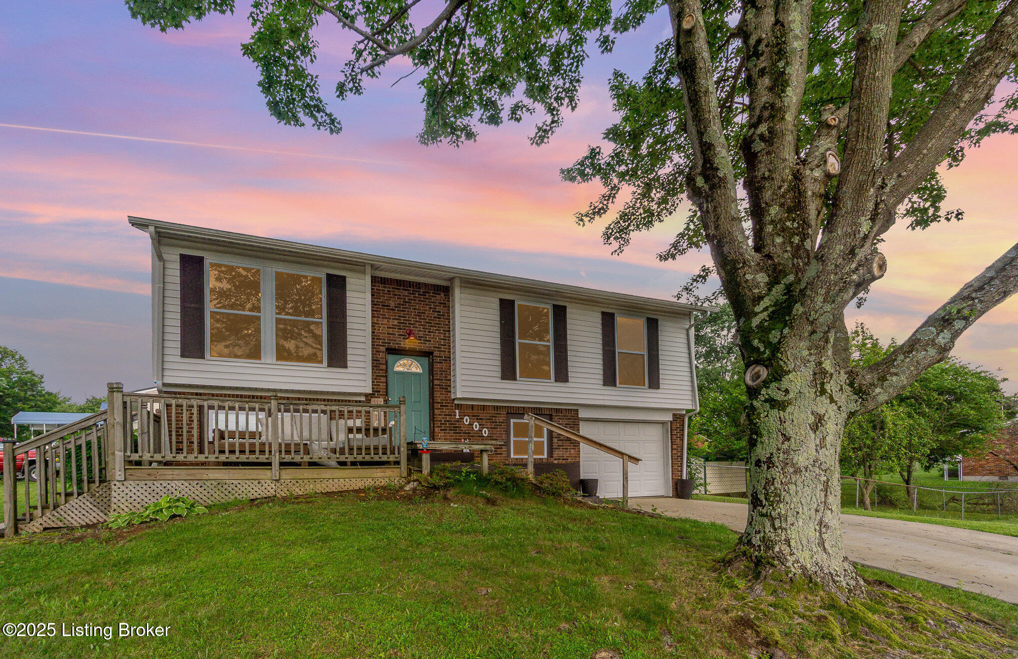 1000 Greenway Dr, Elizabethtown, Pennsylvania image 1