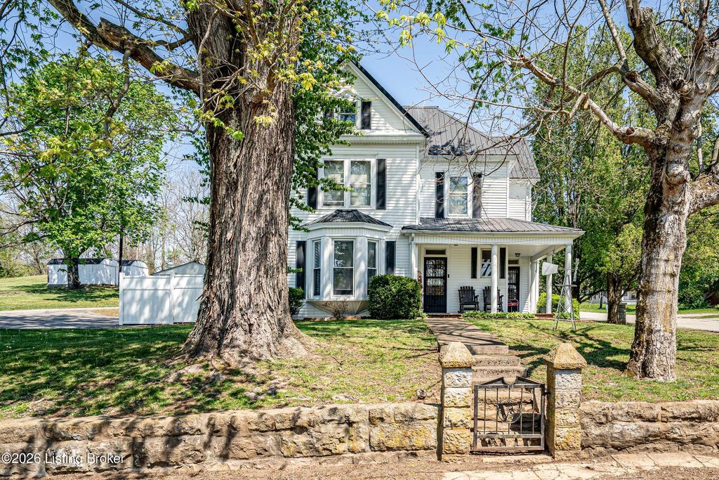 Photo of 301 E Main St, Bradfordsville, KY 40009 (MLS # 1714077)