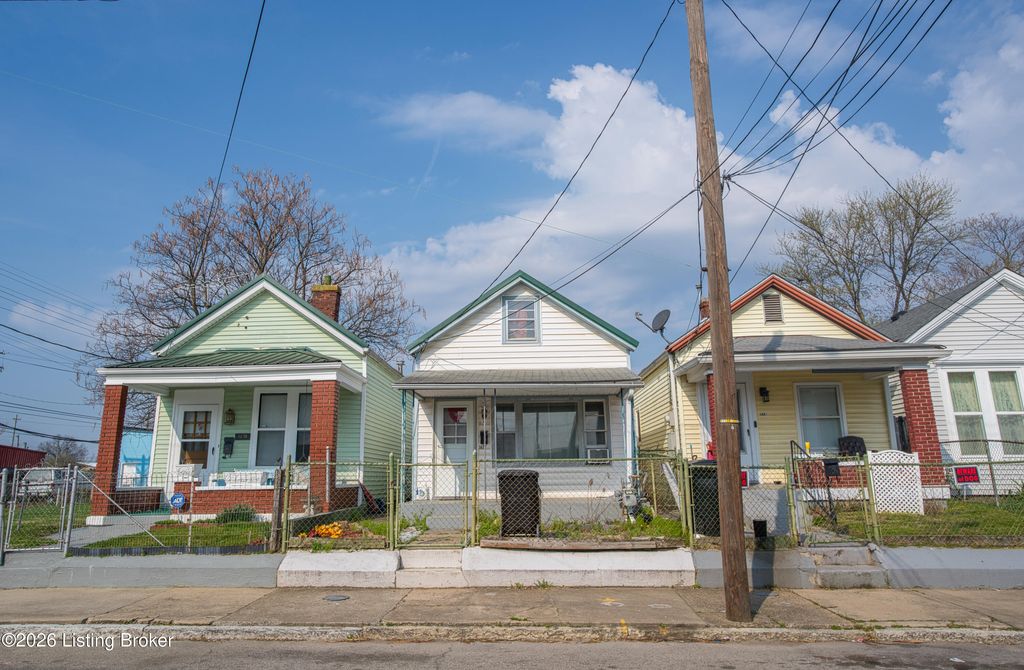 Photo of 1472 S 9th St, Louisville, KY 40208 (MLS # 1712862)