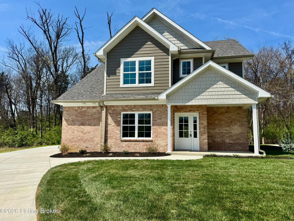 Photo of 1008 Rowan Creek Dr, Bardstown, KY 40004 (MLS # 1712840)