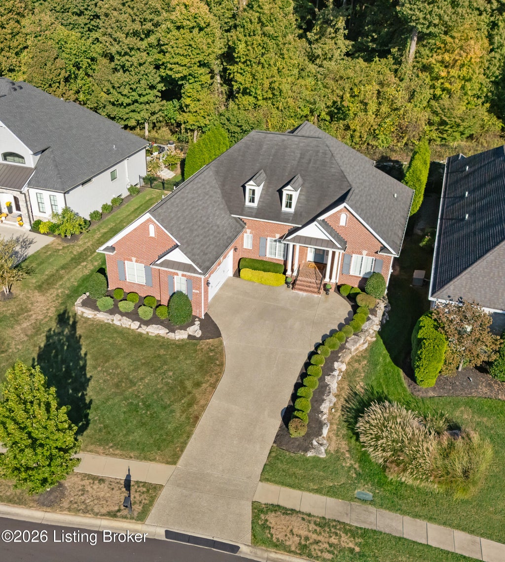Photo of 4208 Sanctuary Bluff Ln, Louisville, KY 40241 (MLS # 1731815)