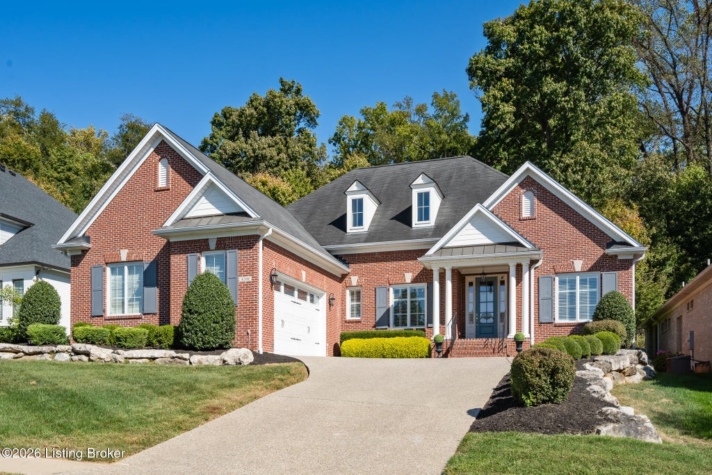 Photo of 4208 Sanctuary Bluff Ln, Louisville, KY 40241 (MLS # 1731815)