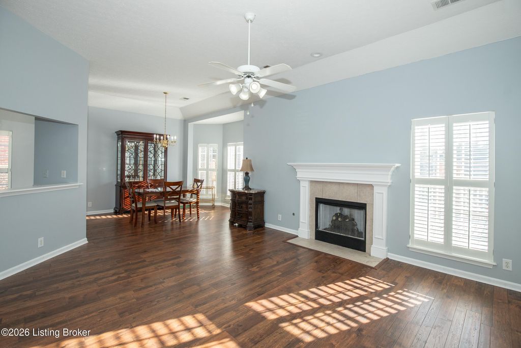 Photo of 16509 Taunton Vale Rd, Louisville, KY 40245 (MLS # 1710557)