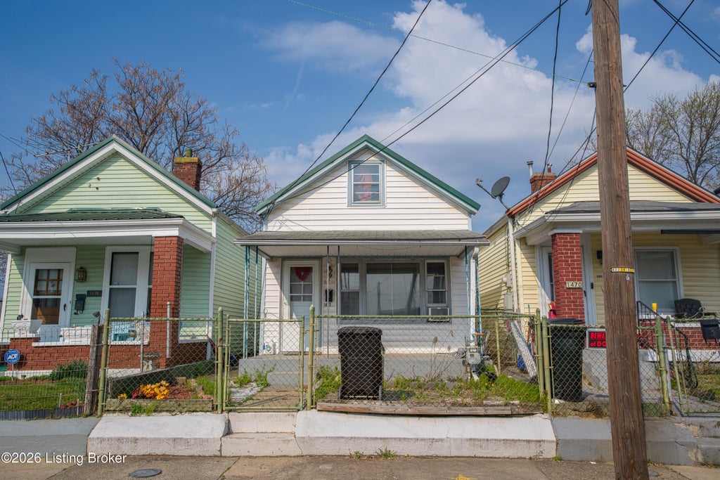 Photo of 1472 S 9th St, Louisville, KY 40208 (MLS # 1723161)