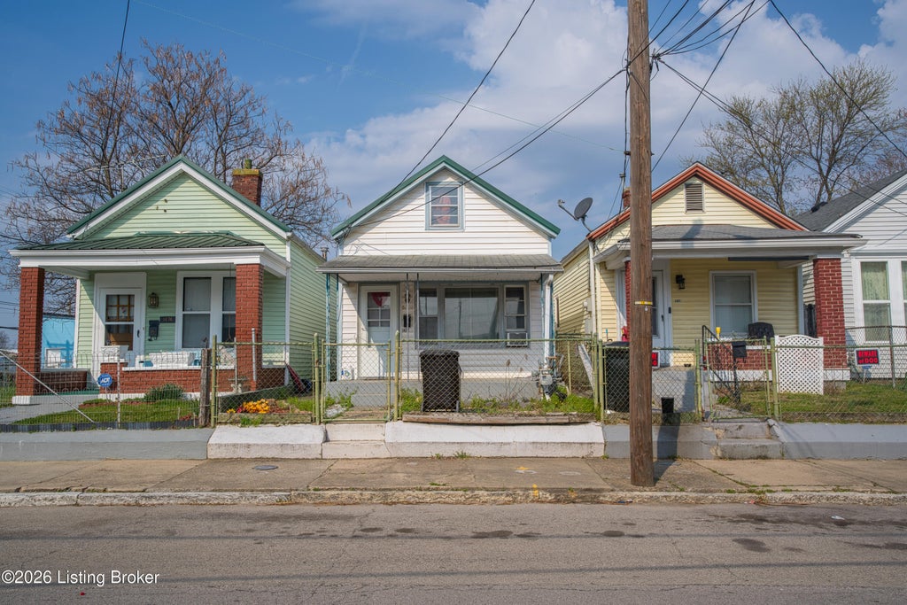 Photo of 1472 S 9th St, Louisville, KY 40208 (MLS # 1723161)
