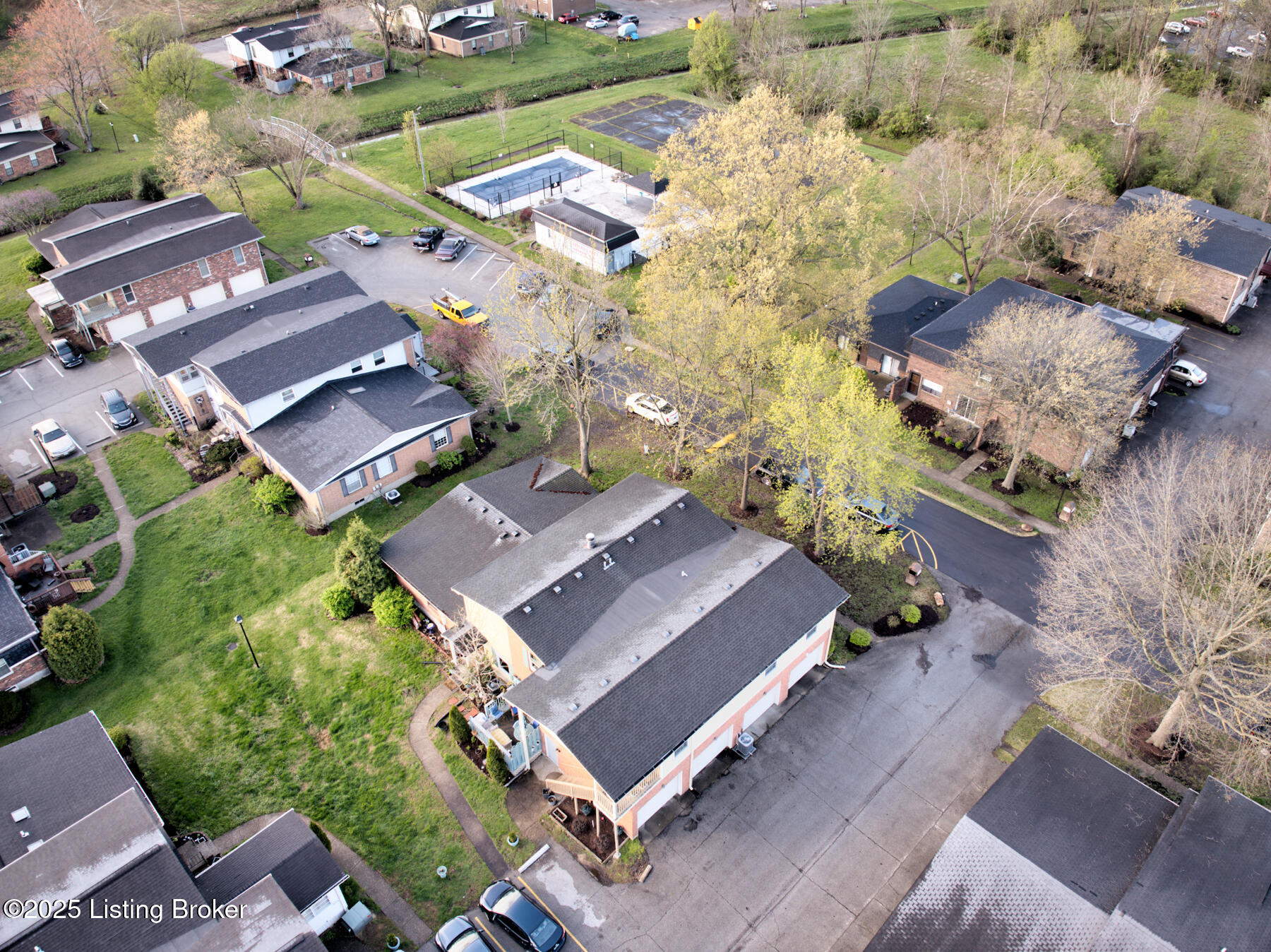 3008 Treeview Ct, Louisville, Kentucky image 23