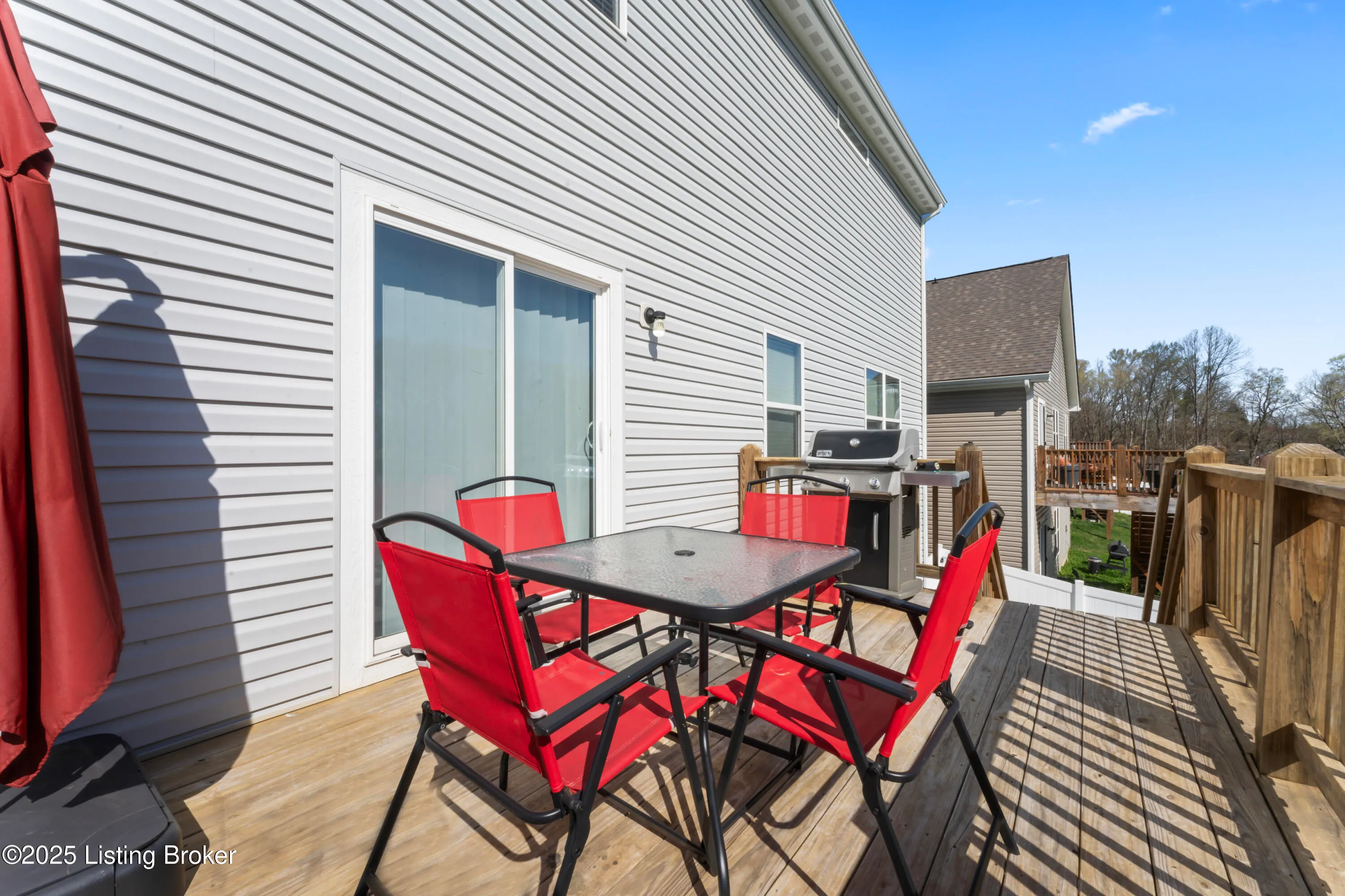 Louisville, Kentucky 40229, United States, 5 Bedrooms Bedrooms, ,4 BathroomsBathrooms,Residential,Active,111788