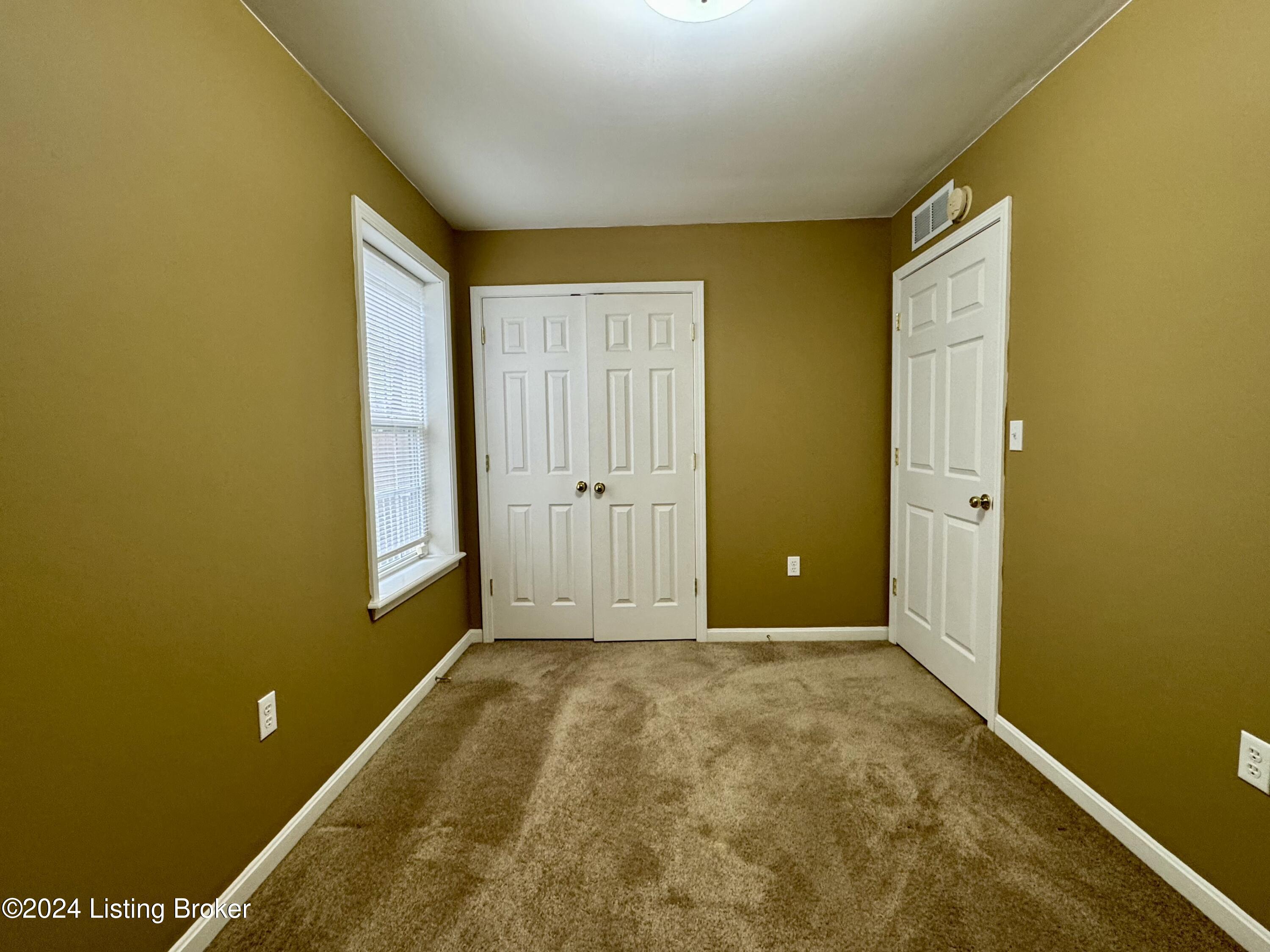 613 E Caldwell St, Louisville, Kentucky image 6