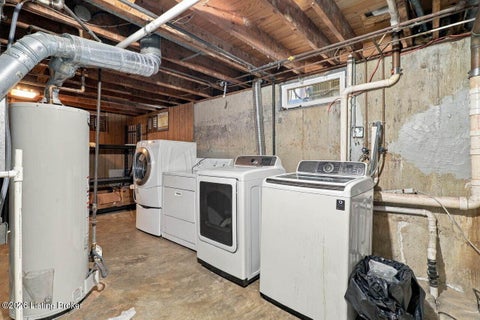 Tiny photo for 5612 Sterling Dr, Louisville, KY 40216 (MLS # 1729619)