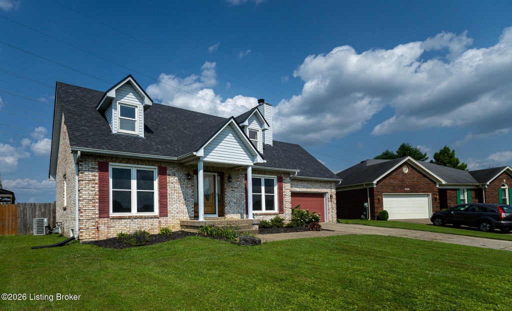 Photo of 4809 Red Dawn Dr, Louisville, KY 40216 (MLS # 1724936)