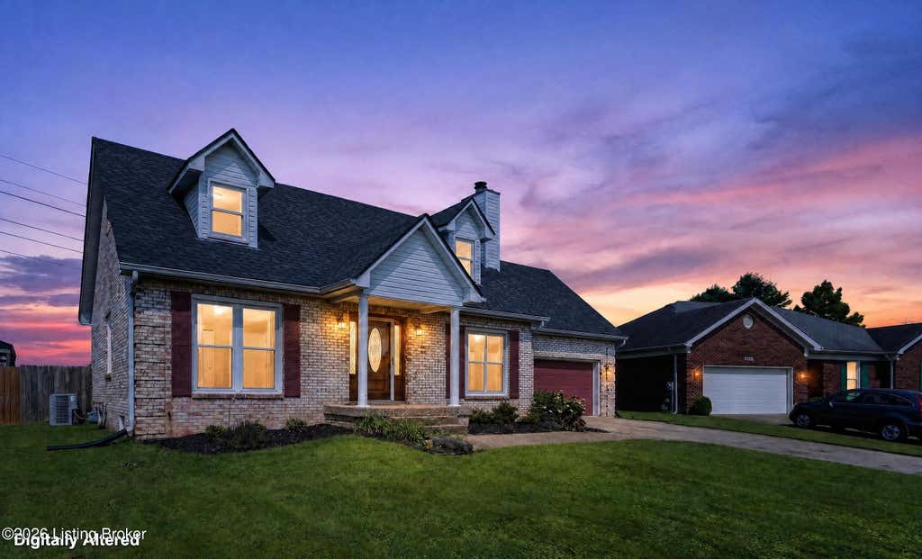 Photo of 4809 Red Dawn Dr, Louisville, KY 40216 (MLS # 1724936)