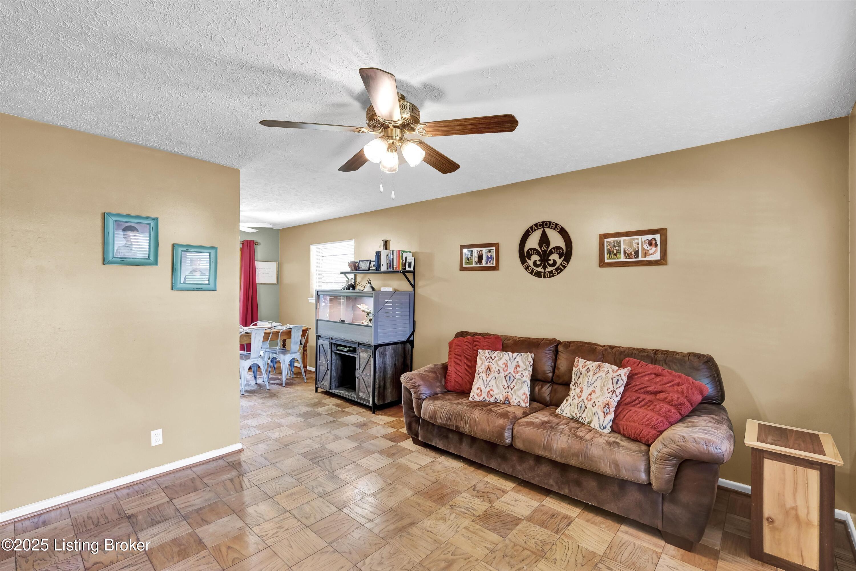 3608 Ethelwood Dr, Louisville, Pennsylvania image 6