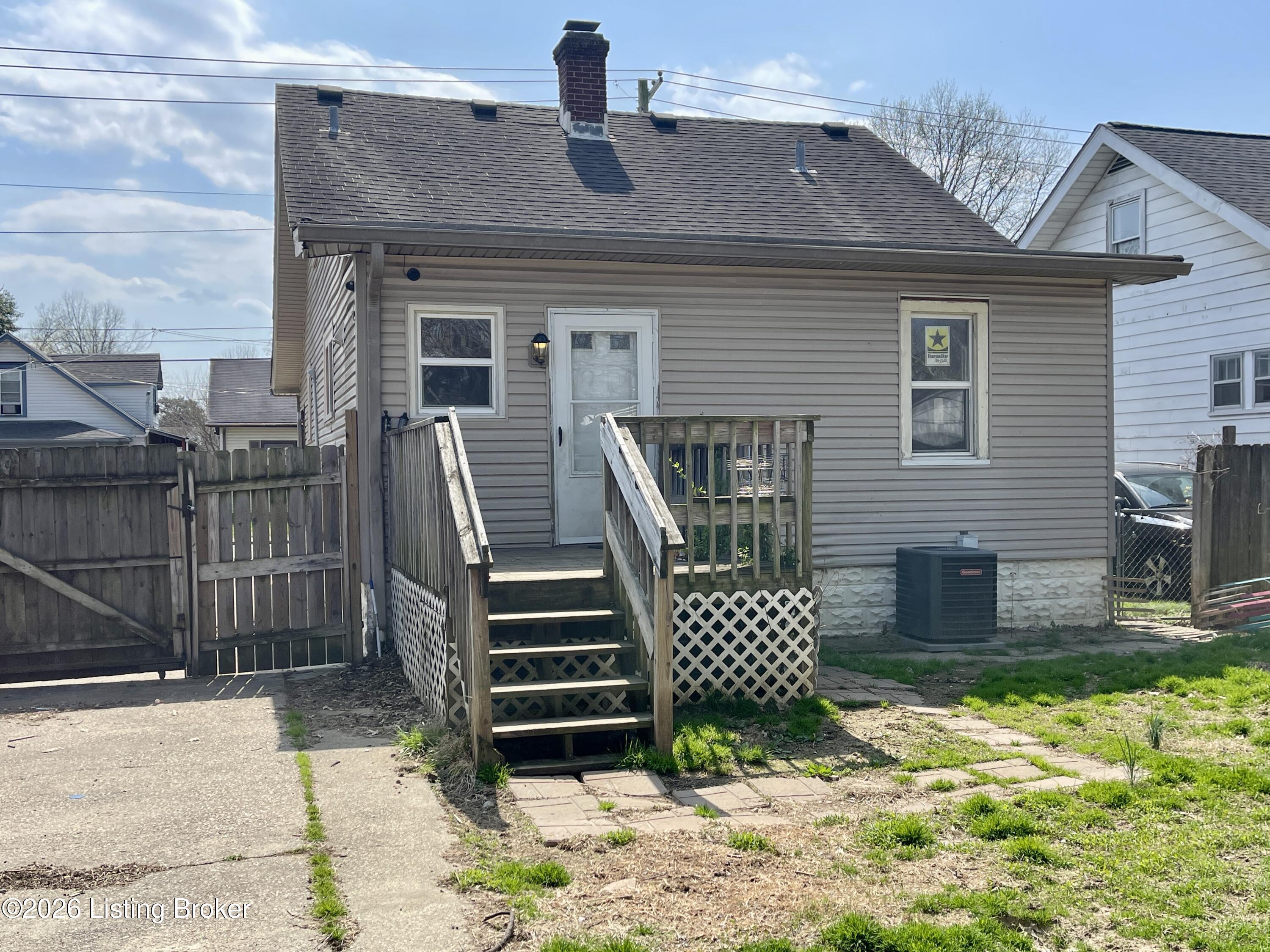 1203 Sale Ave