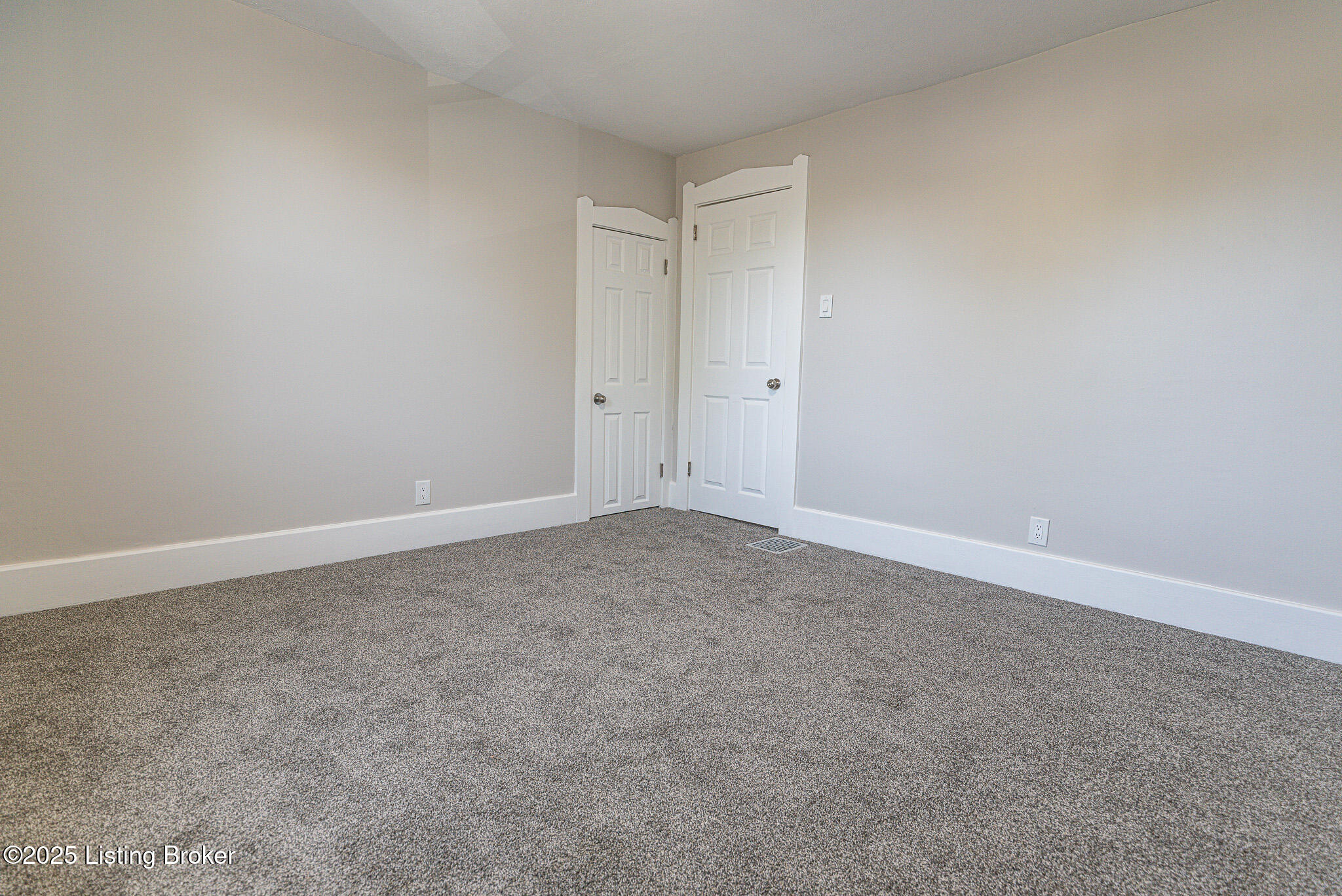 2131 W Lee St, Louisville, Kentucky image 19