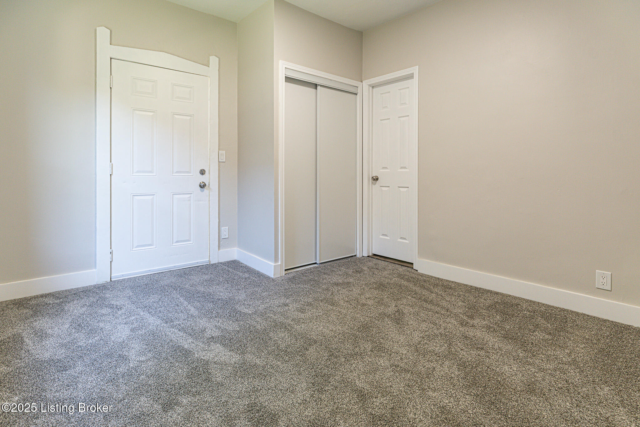 2131 W Lee St, Louisville, Kentucky image 11