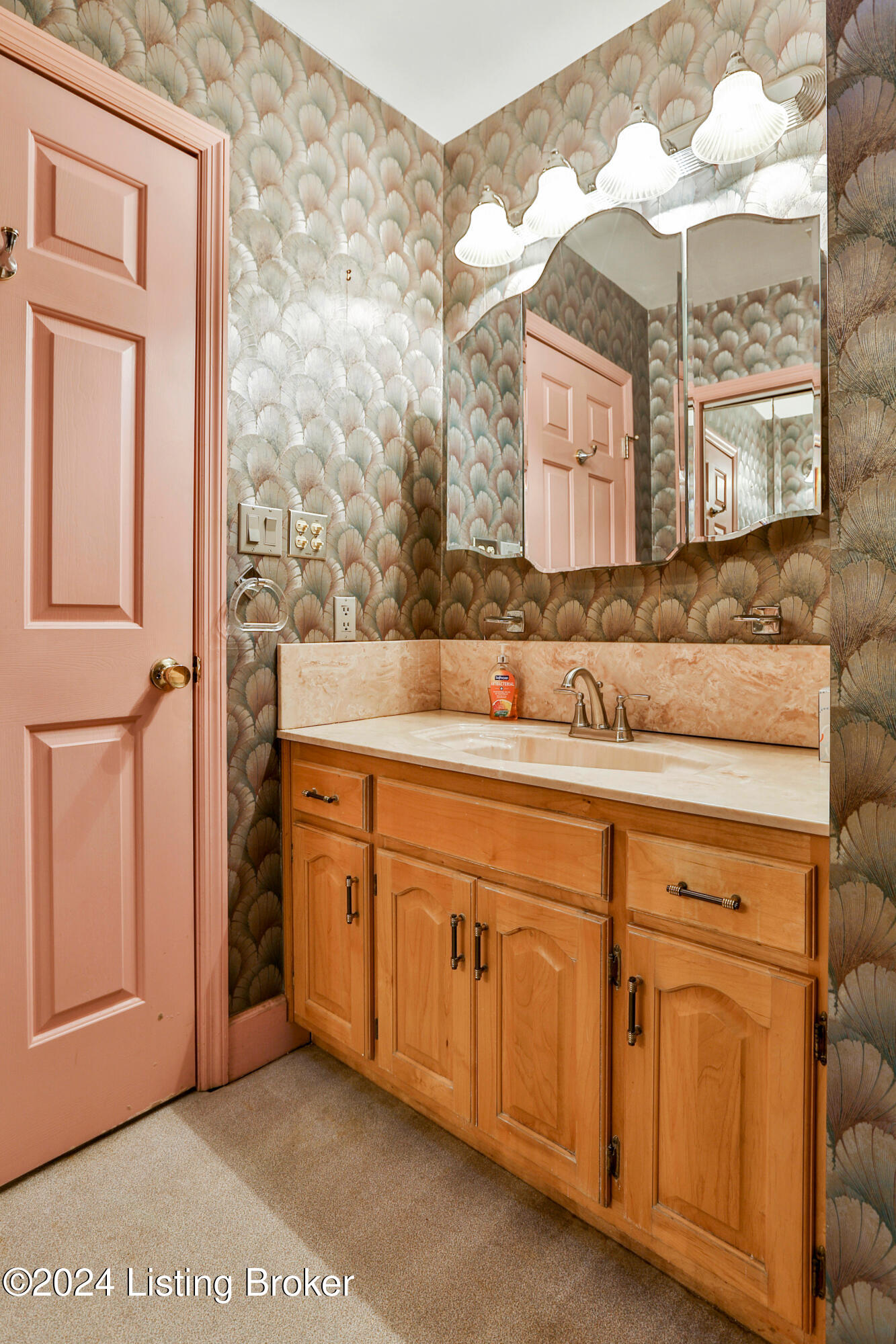 1 Walnut St, Lawrenceburg, Kentucky image 24