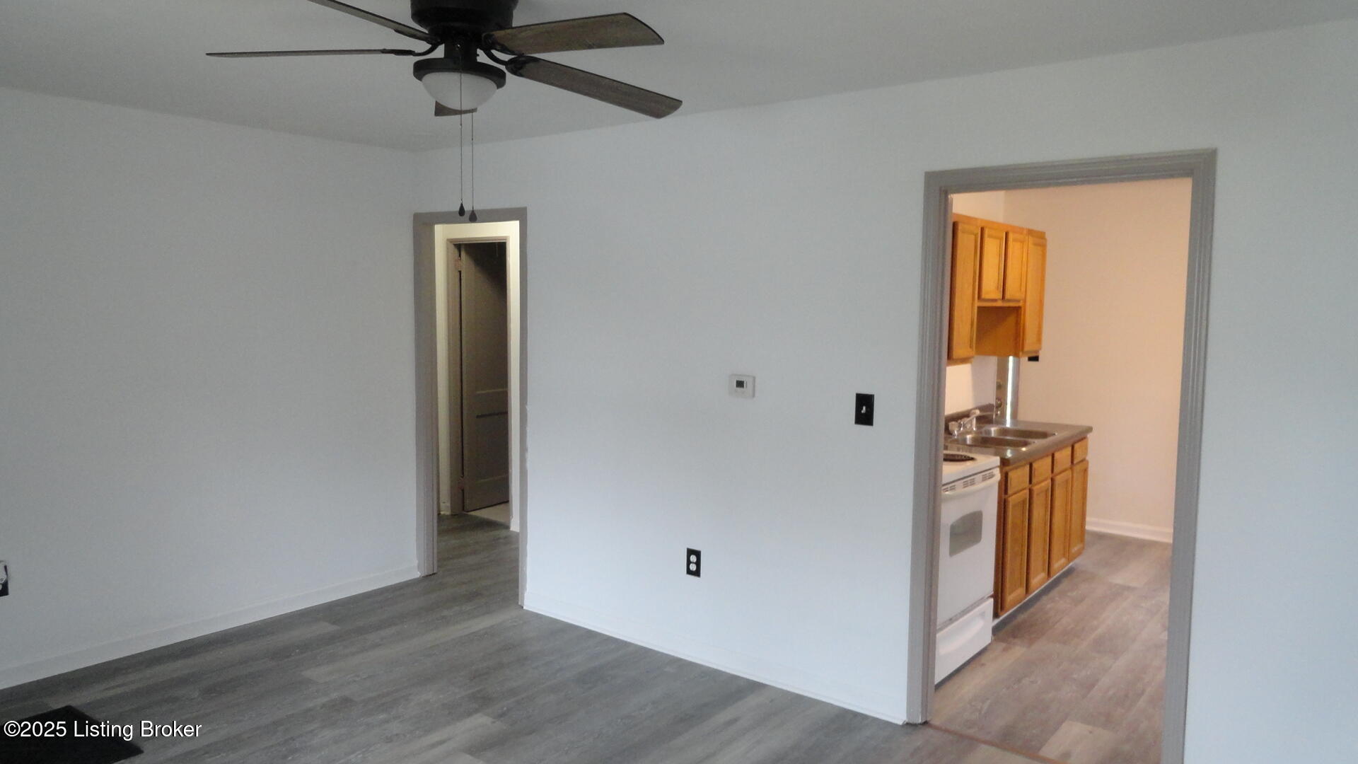 223 N 37th St, Louisville, Kentucky image 9
