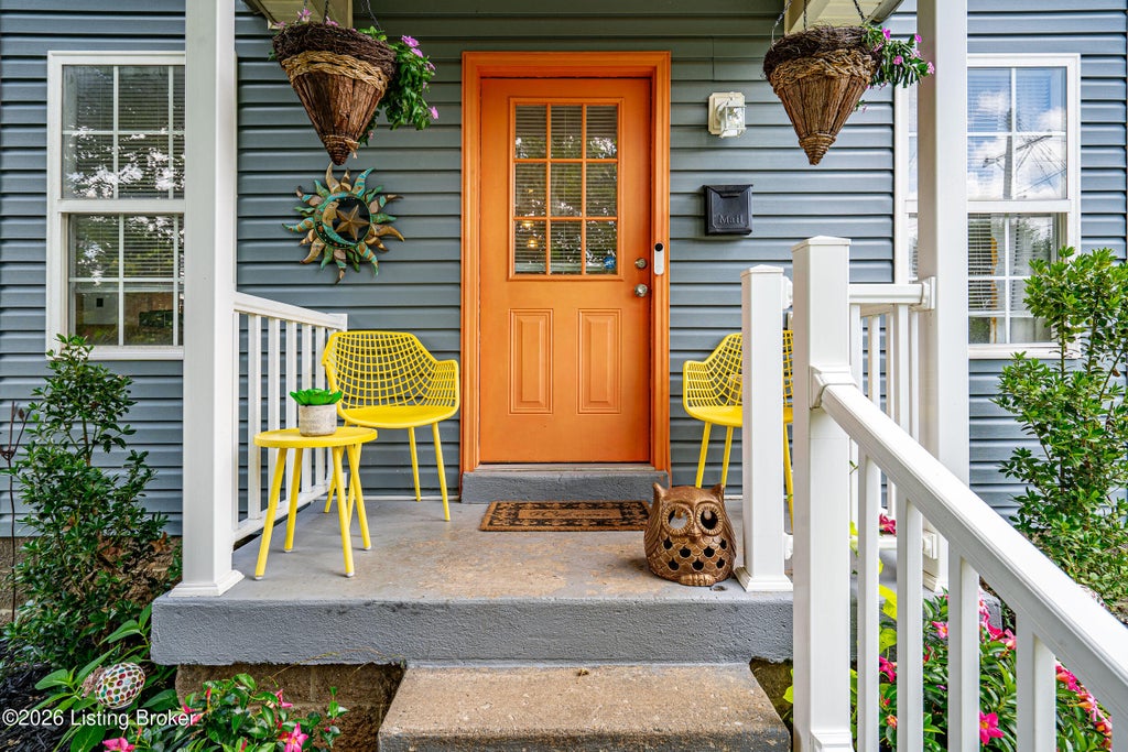 Photo of 939 S Clay St, Louisville, KY 40203 (MLS # 1727871)