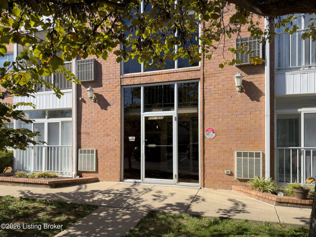 Photo of 3721 Bardstown Rd #506, Louisville, KY 40218 (MLS # 1732427)