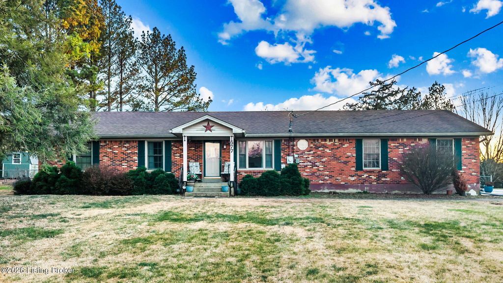 Photo of 977 Waterford Rd, Mt Washington, KY 40047 (MLS # 1706911)