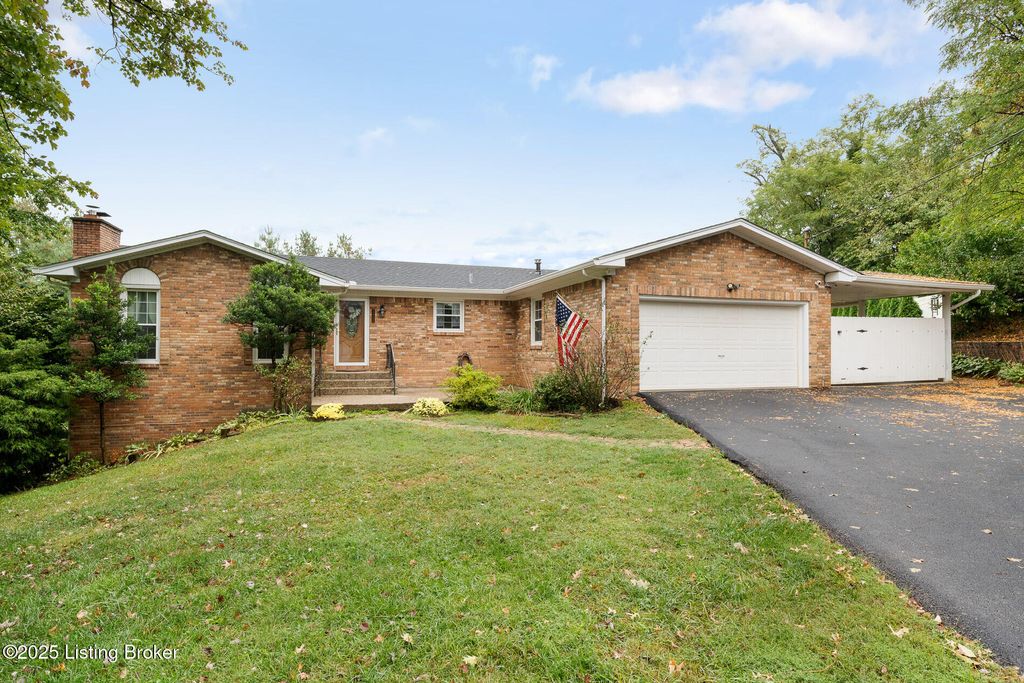 Photo of 13300 Peach Tree Ln, Prospect, KY 40059 (MLS # 1699203)
