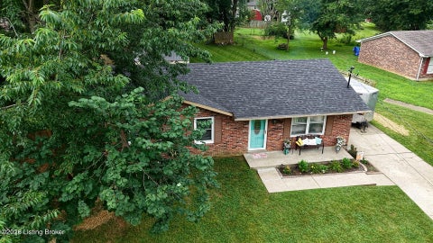 Tiny photo for 225 Beechwood Ln, Mt Washington, KY 40047 (MLS # 1730973)