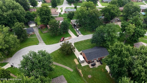 Tiny photo for 225 Beechwood Ln, Mt Washington, KY 40047 (MLS # 1730973)