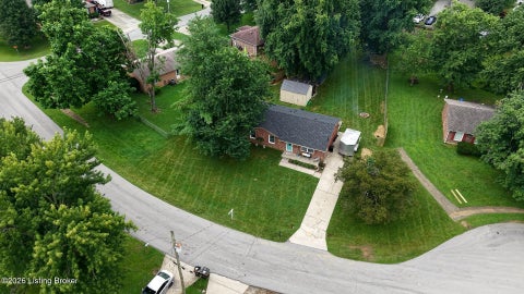 Tiny photo for 225 Beechwood Ln, Mt Washington, KY 40047 (MLS # 1730973)