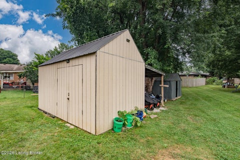 Tiny photo for 225 Beechwood Ln, Mt Washington, KY 40047 (MLS # 1730973)