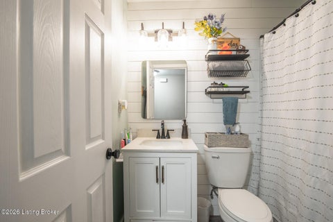 Tiny photo for 225 Beechwood Ln, Mt Washington, KY 40047 (MLS # 1730973)