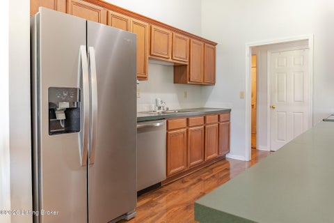 Tiny photo for 10815 Silvermoon Ct, Louisville, KY 40241 (MLS # 1729605)