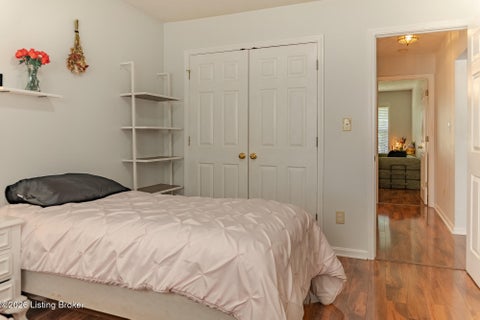 Tiny photo for 10815 Silvermoon Ct, Louisville, KY 40241 (MLS # 1729605)
