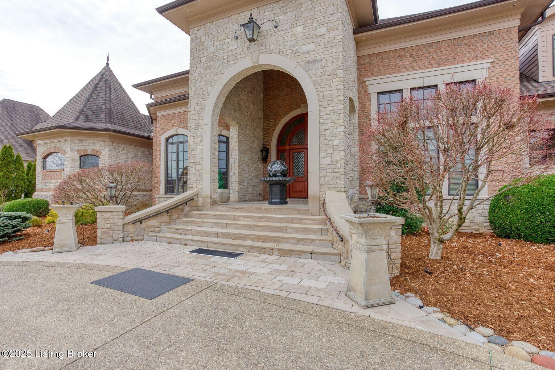 5610 Harrods Glen Dr, Louisville, Kentucky image 3