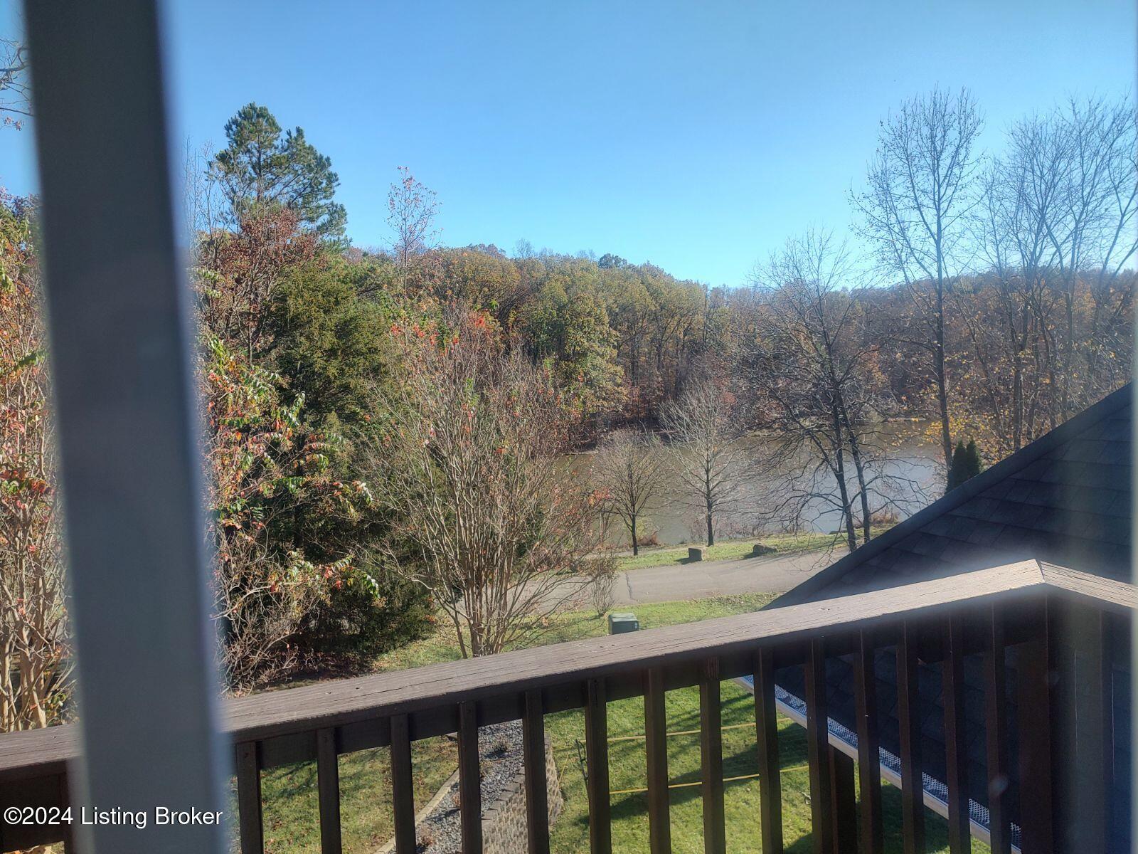 3501 Hardwood Forest Dr, Louisville, Kentucky image 3