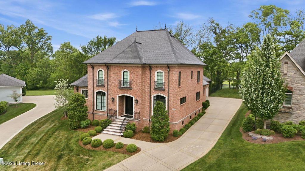 Photo of 8220 Spring Glade Pl, Prospect, KY 40059 (MLS # 1716217)