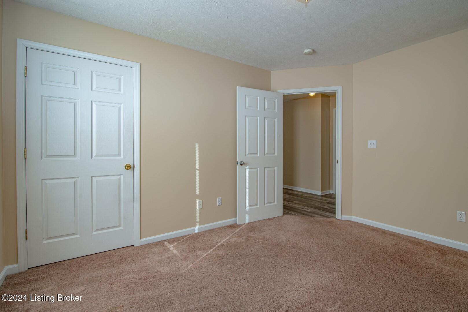 541 W Vine St, Radcliff, Kentucky image 32