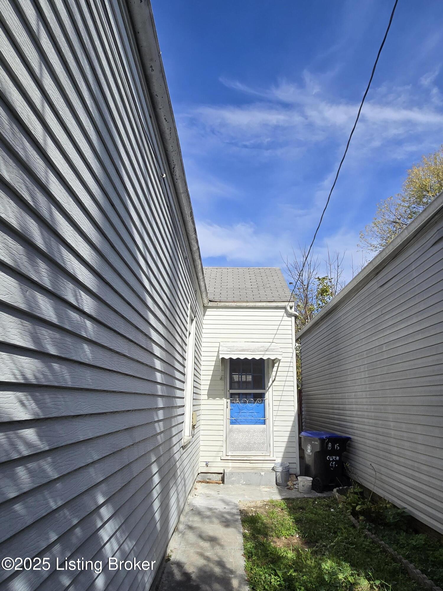 1815 Owen St, Louisville, Kentucky image 3