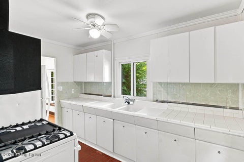 Tiny photo for 2232 Hawthorne Ave, Louisville, KY 40205 (MLS # 1730979)