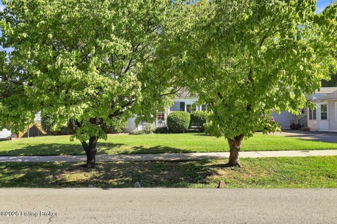 Tiny photo for 2232 Hawthorne Ave, Louisville, KY 40205 (MLS # 1730979)