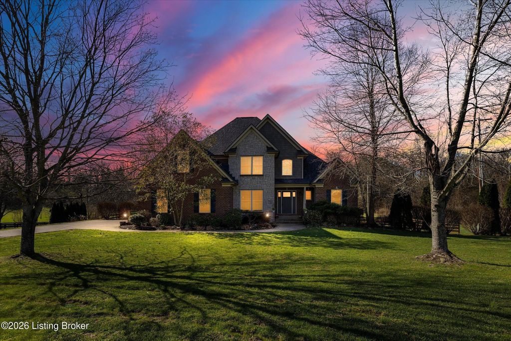 Photo of 3904 Ballard Woods Dr, Smithfield, KY 40068 (MLS # 1712121)